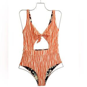 NWOT Maaji Serengueti Sherbet Navy Reversible Tie Front One-Piece Swimsuit Small